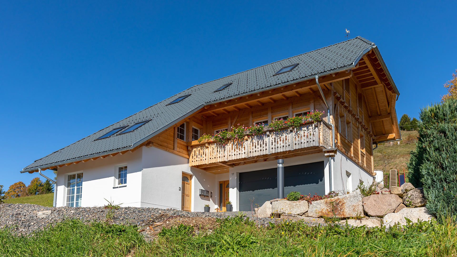 Einfamilienhaus - Ständer-Bohlen-Bauweise