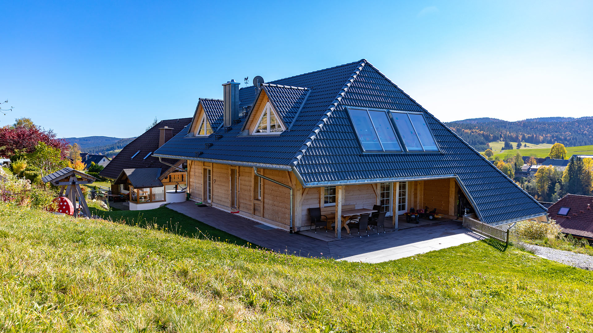 Einfamilienhaus - Ständer-Bohlen-Bauweise